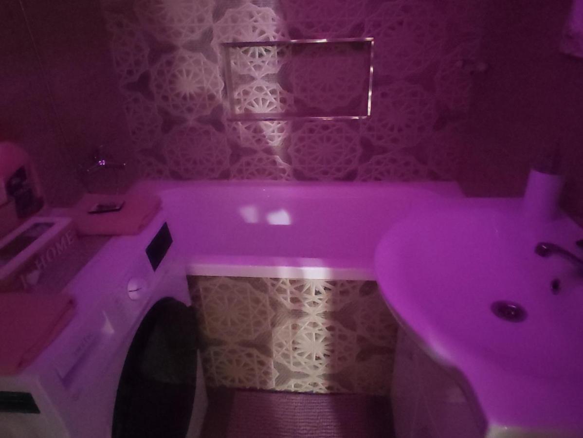 Midtown Apartment Oradea Ngoại thất bức ảnh